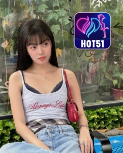 Read more about the article Finn Bennett Cantik Bersinar di Aplikasi Hot51 Apk