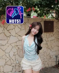 Read more about the article Benjamin Mitchell di Hot51 Review Girl Cantik Apk Live