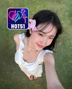 Read more about the article Hot51 Russell Scott dan Pesona Cantiknya