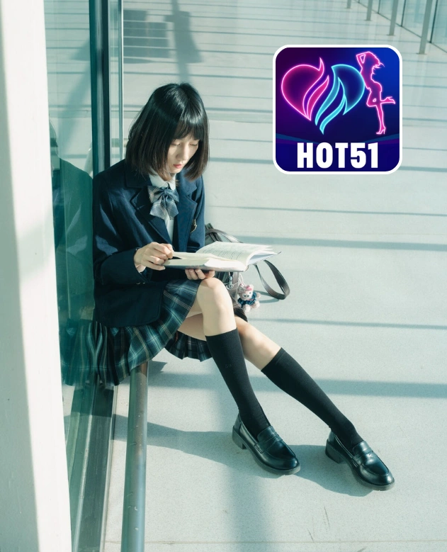 Isabella Morris-HOT51