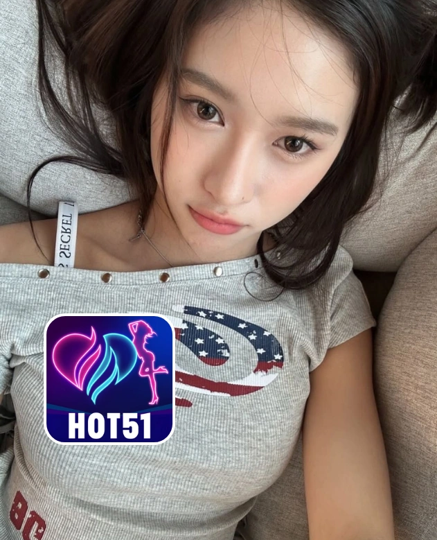 Logan Bailey-HOT51