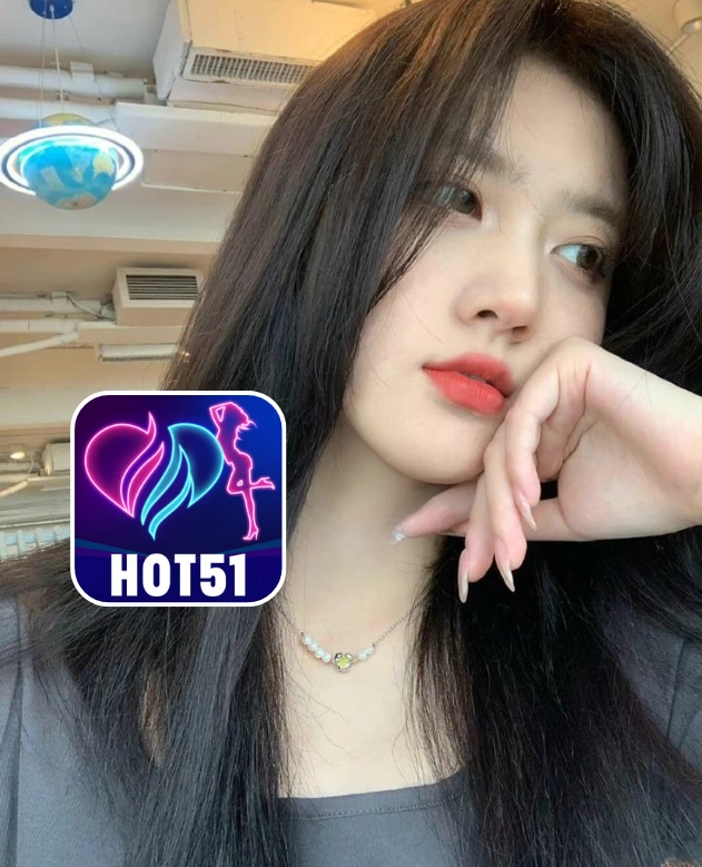 Lucy King-HOT51