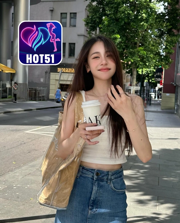 Ella Nelson-HOT51
