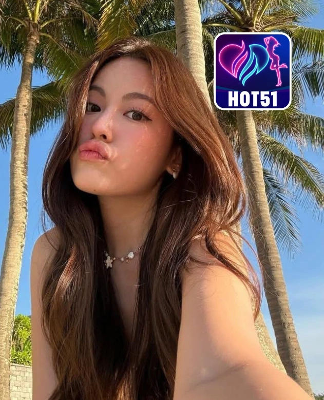 Maya Collins-hot51
