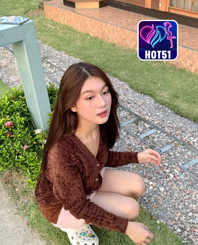 Ruby Hall-HOT51