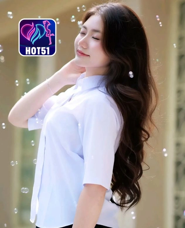 Charlie Young-HOT51