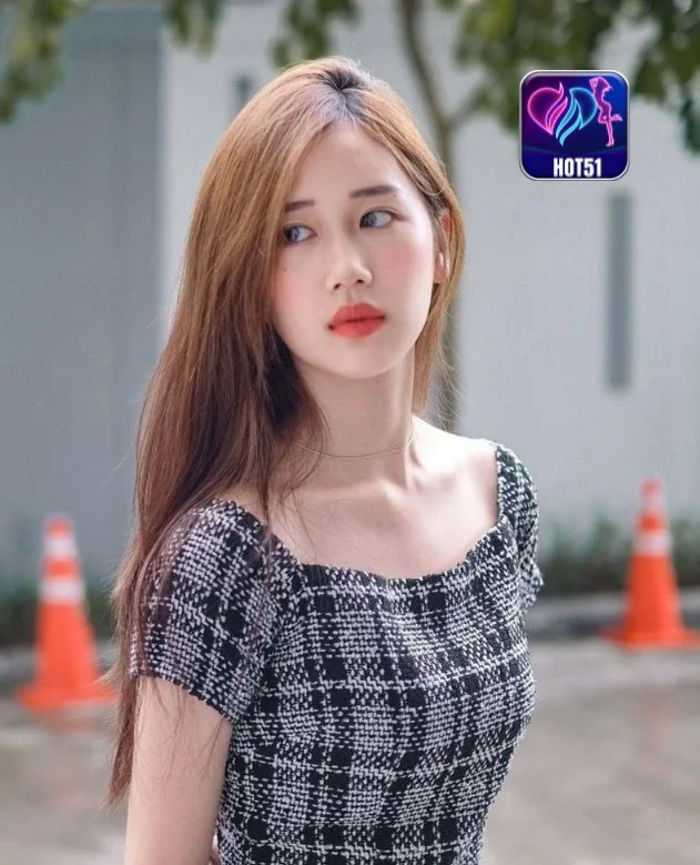 You are currently viewing Lauren Edwards di Hot51 Apk Terbaru 2026 Pilihan