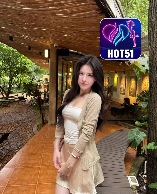 Anna-HOT51