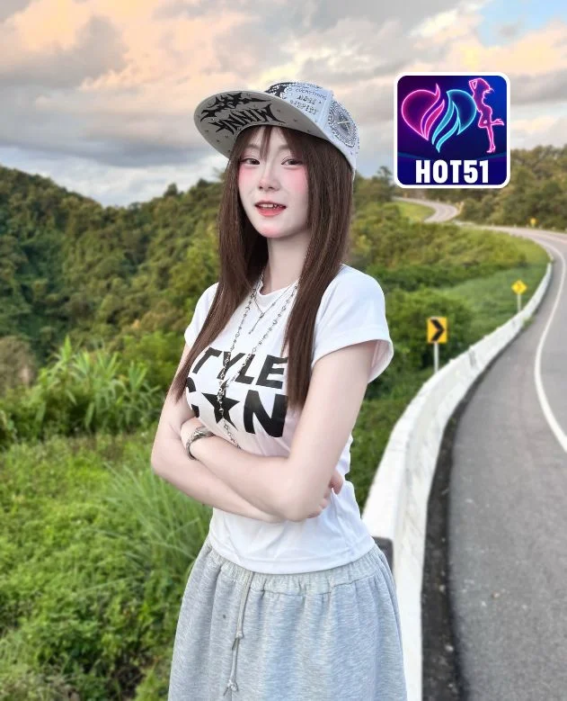 Lucas-Hot51